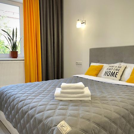 Sunny Home Apartments Апартаменти У Новобудові Поряд Медичний Центр Angelholm Дуже Чисто! Chernivtsi Luaran gambar