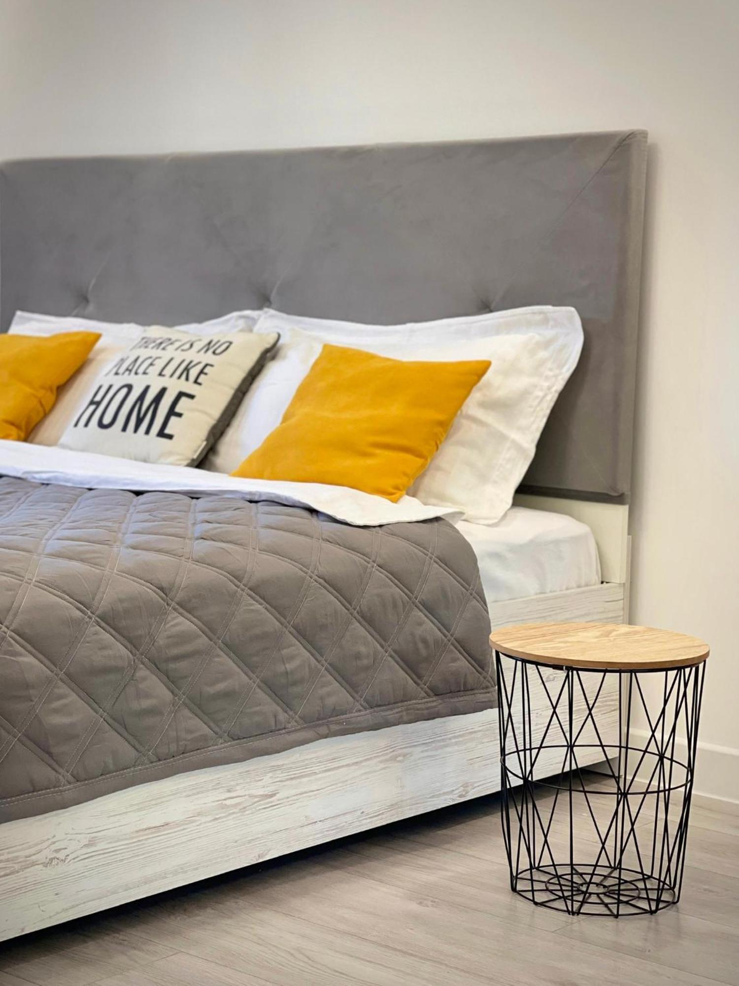 Sunny Home Apartments Апартаменти У Новобудові Поряд Медичний Центр Angelholm Дуже Чисто! Chernivtsi Luaran gambar
